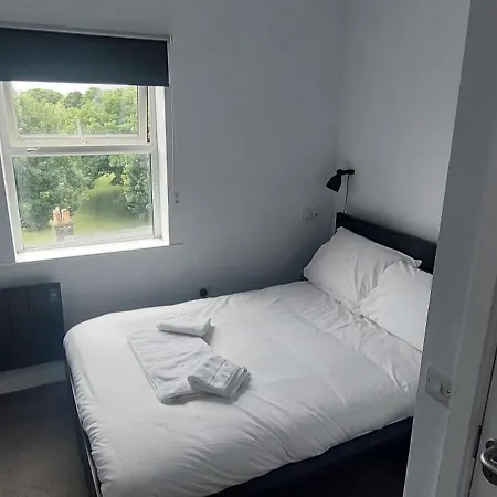 1bd Pad Shop & Stroll Apartmán *